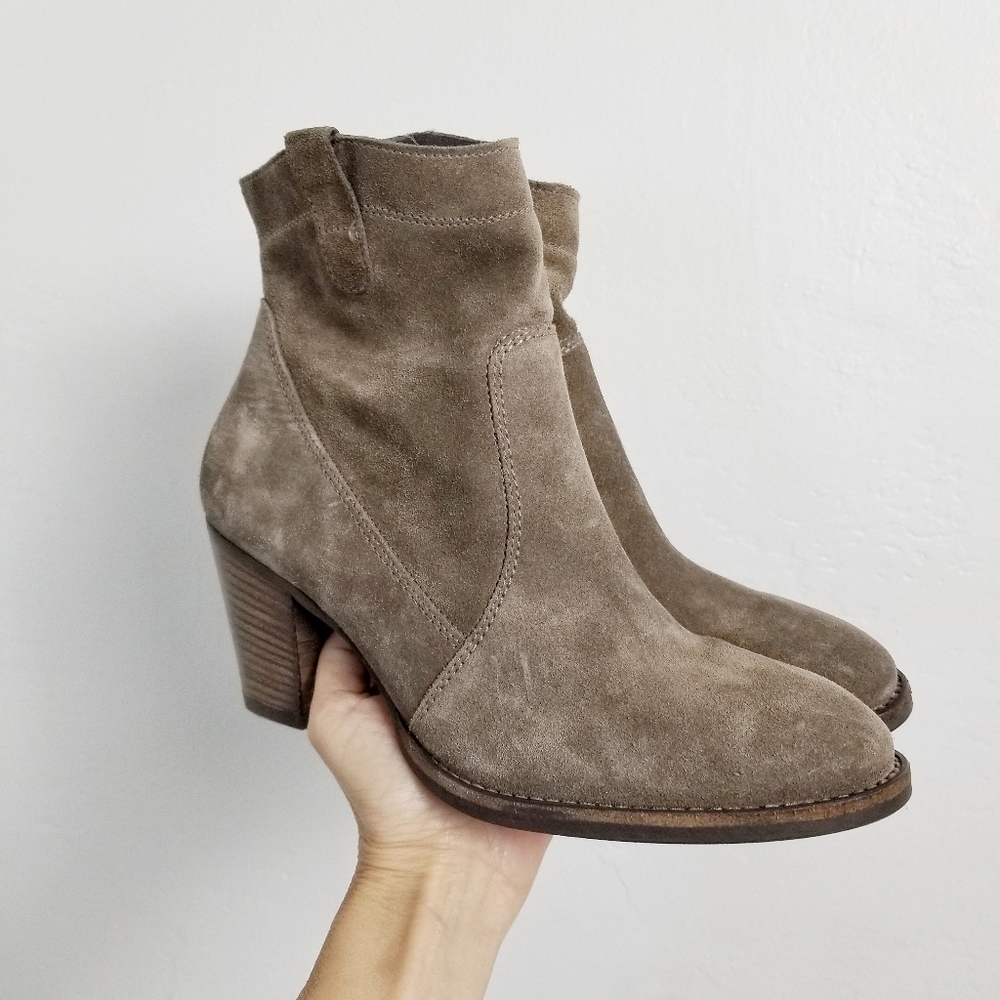 Paul Green Echt Leder gray Suede leather stacked Heel Ankle Boot 7.5